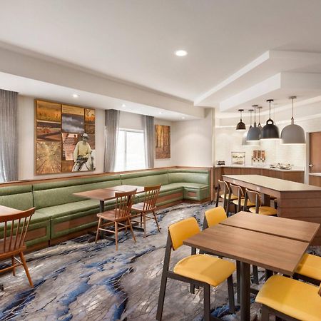 Fairfield Inn Erie Millcreek Mall Kearsarge Exterior foto